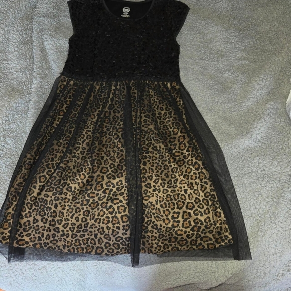 Girls' Black & Brown Leopard Print Sequin Dress – Size XXL 🐆✨ - Picture 6 of 6